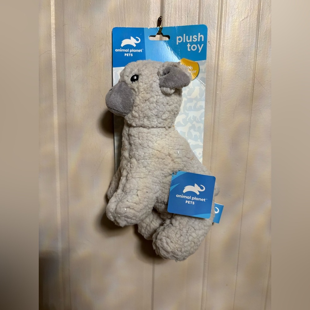 Animal planet Pup Pet toy Gnaw Guard Sheep 9”fetch Best Squeak